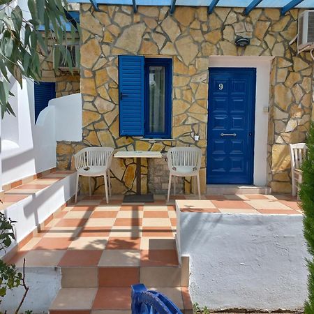 Serifos Palace Livadakia Exterior photo