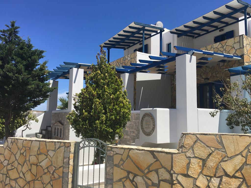 Serifos Palace Livadakia Exterior photo