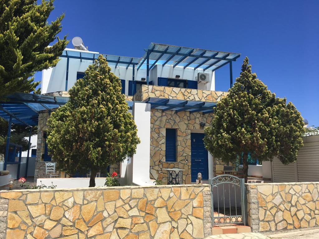 Serifos Palace Livadakia Exterior photo