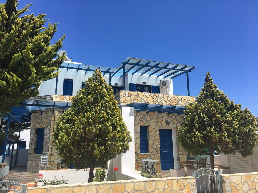 Serifos Palace Livadakia Exterior photo